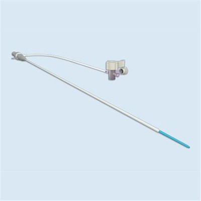 Hemostatic esittelijällä tuppi